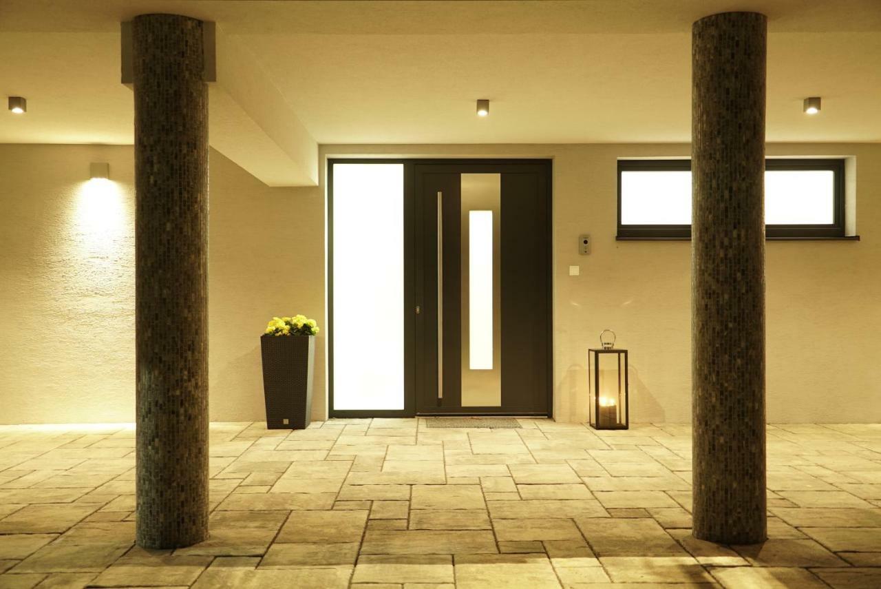 Luxury Villa Moravany nad Váhom Eksteriør bilde