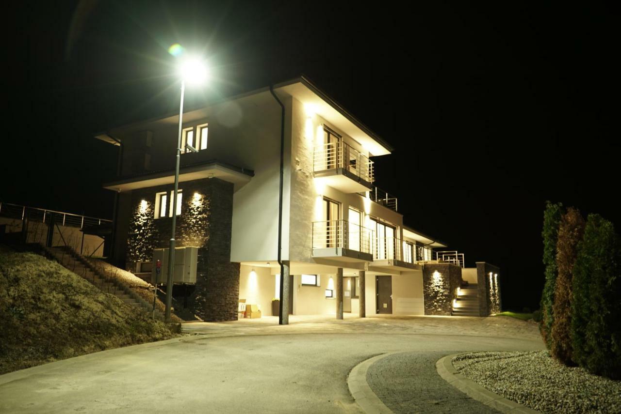 Luxury Villa Moravany nad Váhom Eksteriør bilde